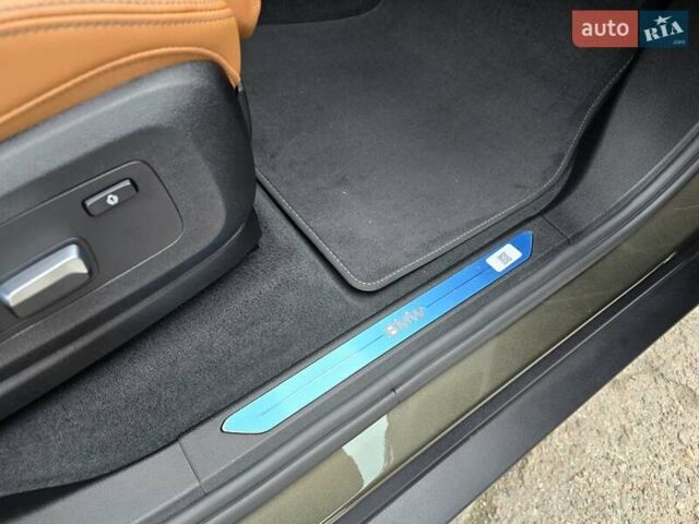 Коричневый БМВ X7, объемом двигателя 2.99 л и пробегом 102 тыс. км за 66700 $, фото 27 на Automoto.ua