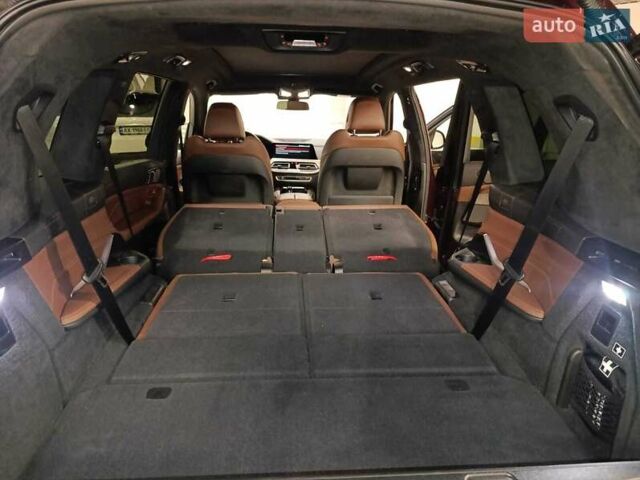 Красный БМВ X7, объемом двигателя 2.99 л и пробегом 50 тыс. км за 93500 $, фото 43 на Automoto.ua