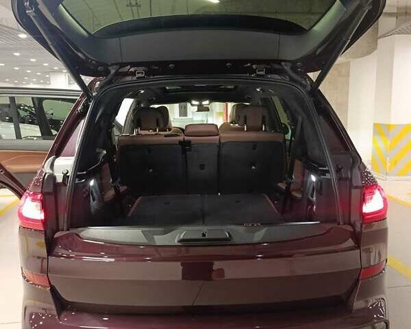 Красный БМВ X7, объемом двигателя 2.99 л и пробегом 50 тыс. км за 93500 $, фото 12 на Automoto.ua