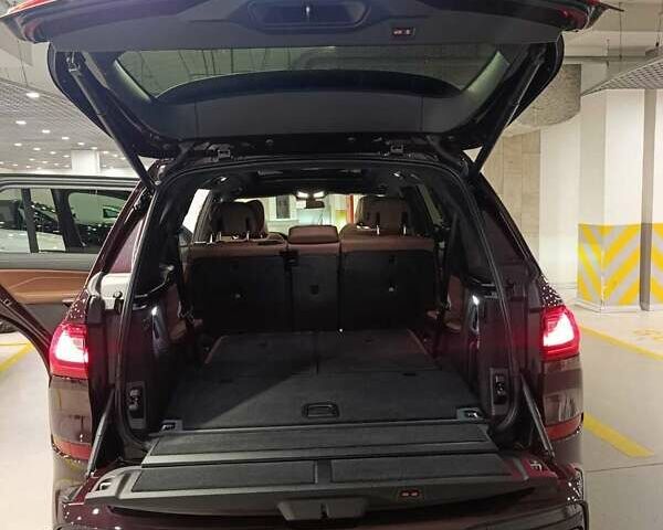 Красный БМВ X7, объемом двигателя 2.99 л и пробегом 50 тыс. км за 93500 $, фото 10 на Automoto.ua