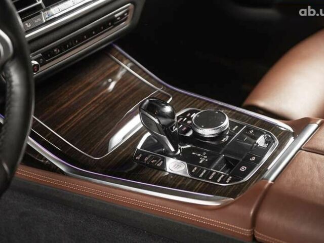 БМВ X7, объемом двигателя 4.4 л и пробегом 53 тыс. км за 63900 $, фото 4 на Automoto.ua