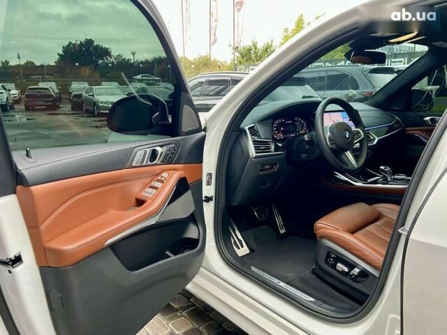 БМВ X7, объемом двигателя 4.4 л и пробегом 68 тыс. км за 72900 $, фото 13 на Automoto.ua