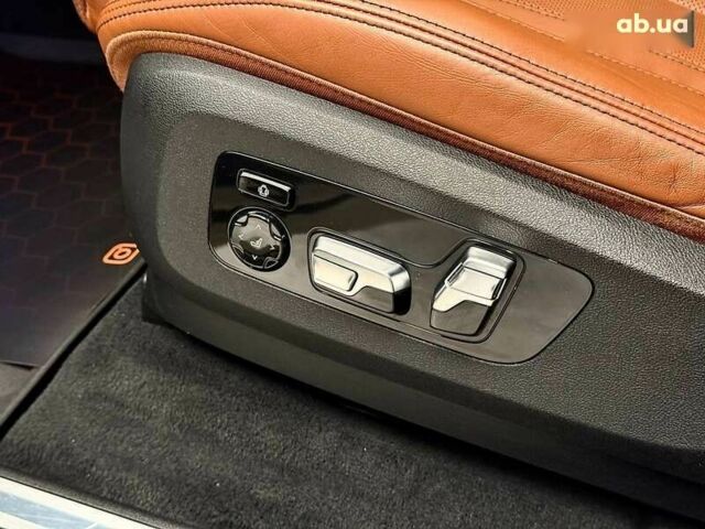 БМВ X7, объемом двигателя 3 л и пробегом 157 тыс. км за 65800 $, фото 20 на Automoto.ua