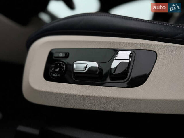 БМВ X7, объемом двигателя 4.39 л и пробегом 53 тыс. км за 87000 $, фото 7 на Automoto.ua