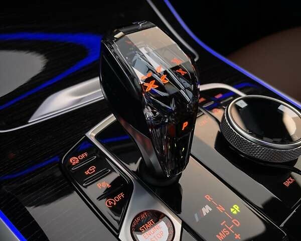 БМВ X7, объемом двигателя 3 л и пробегом 21 тыс. км за 99000 $, фото 16 на Automoto.ua