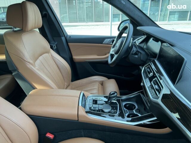 БМВ X7, объемом двигателя 3 л и пробегом 65 тыс. км за 87922 $, фото 13 на Automoto.ua