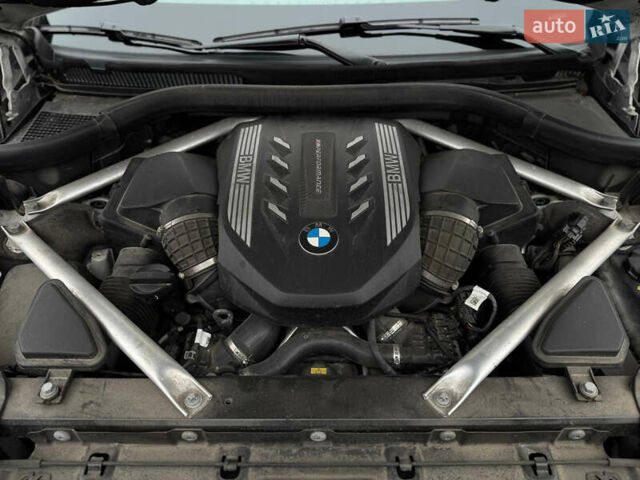 БМВ X7, объемом двигателя 4.39 л и пробегом 53 тыс. км за 87000 $, фото 12 на Automoto.ua