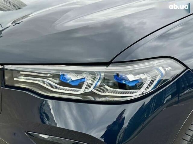 БМВ X7, объемом двигателя 4.4 л и пробегом 30 тыс. км за 93700 $, фото 27 на Automoto.ua