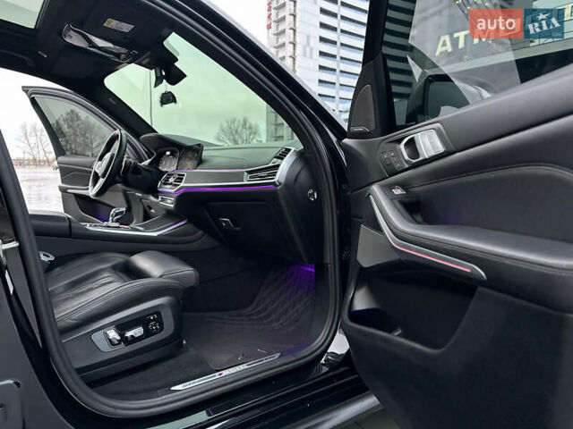 БМВ X7, объемом двигателя 4.39 л и пробегом 52 тыс. км за 85000 $, фото 77 на Automoto.ua