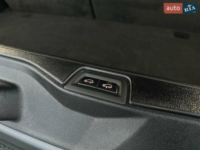 БМВ X7, объемом двигателя 4.39 л и пробегом 52 тыс. км за 85000 $, фото 43 на Automoto.ua