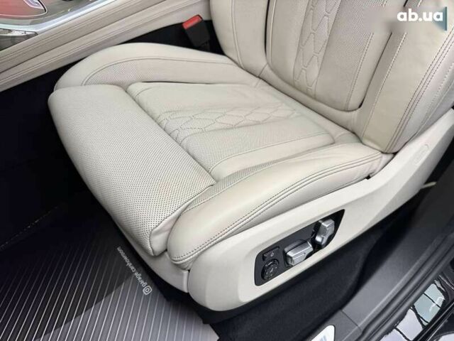 БМВ X7, объемом двигателя 4.4 л и пробегом 88 тыс. км за 84800 $, фото 27 на Automoto.ua