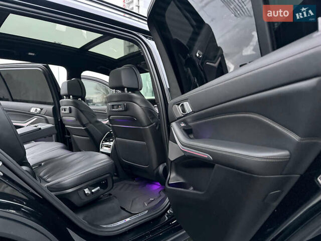 БМВ X7, объемом двигателя 4.39 л и пробегом 52 тыс. км за 85000 $, фото 64 на Automoto.ua