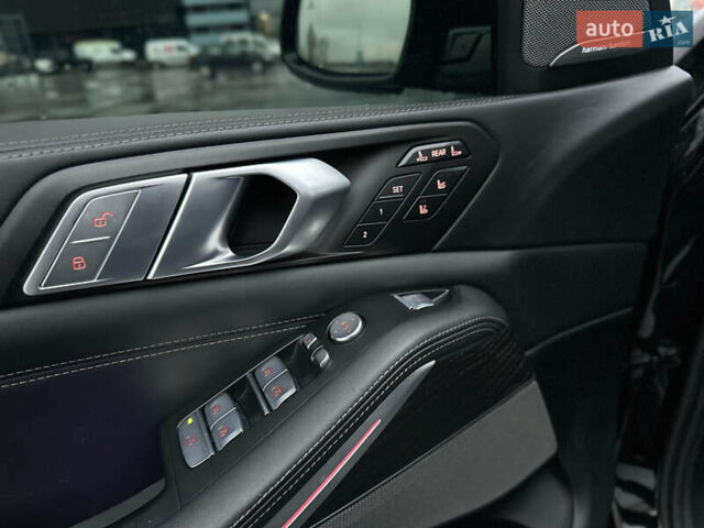 БМВ X7, объемом двигателя 4.39 л и пробегом 52 тыс. км за 85000 $, фото 38 на Automoto.ua