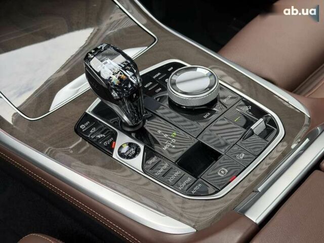 БМВ X7, объемом двигателя 3 л и пробегом 180 тыс. км за 63500 $, фото 18 на Automoto.ua