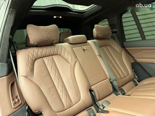 БМВ X7, объемом двигателя 3 л и пробегом 180 тыс. км за 63500 $, фото 29 на Automoto.ua