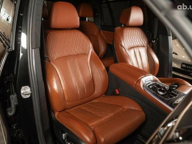 БМВ X7, объемом двигателя 3 л и пробегом 65 тыс. км за 79900 $, фото 2 на Automoto.ua