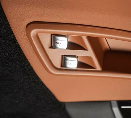 БМВ X7, объемом двигателя 3 л и пробегом 34 тыс. км за 94900 $, фото 28 на Automoto.ua