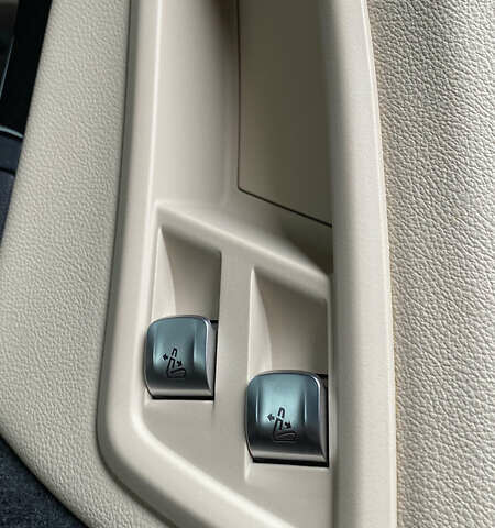 БМВ X7, объемом двигателя 3 л и пробегом 48 тыс. км за 95000 $, фото 19 на Automoto.ua