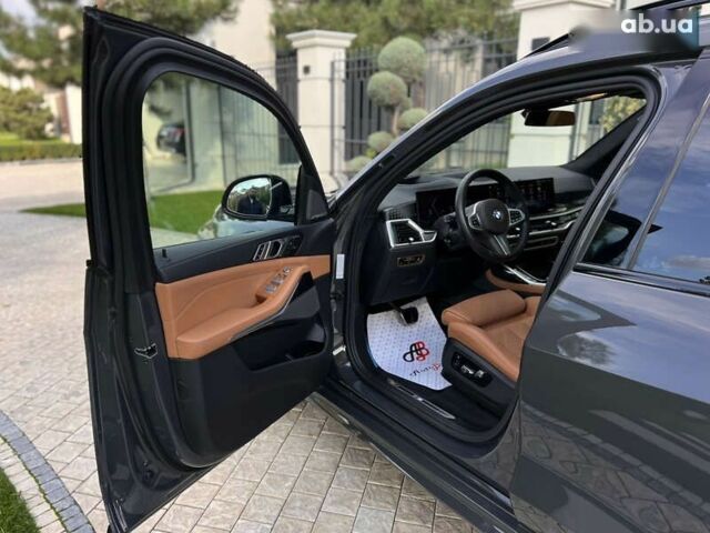 БМВ X7, объемом двигателя 3 л и пробегом 18 тыс. км за 125000 $, фото 25 на Automoto.ua