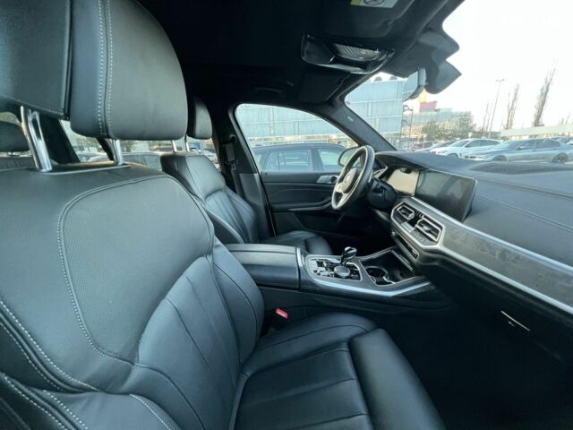 БМВ X7, объемом двигателя 3 л и пробегом 25 тыс. км за 97660 $, фото 39 на Automoto.ua