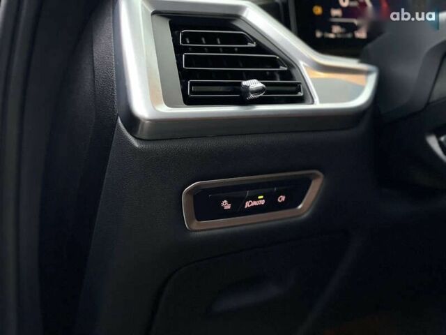 БМВ X7, об'ємом двигуна 3 л та пробігом 50 тис. км за 140990 $, фото 27 на Automoto.ua