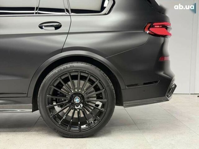 БМВ X7, объемом двигателя 4.4 л и пробегом 25 тыс. км за 155990 $, фото 18 на Automoto.ua