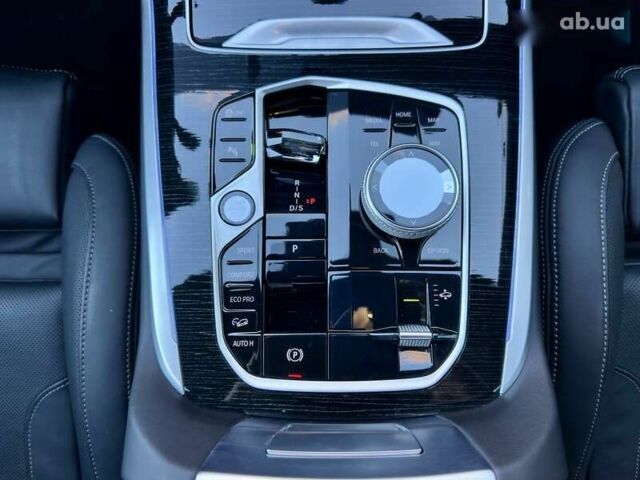 БМВ X7, объемом двигателя 4.4 л и пробегом 77 тыс. км за 128888 $, фото 22 на Automoto.ua