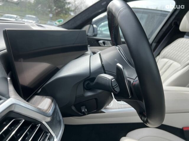 БМВ X7, объемом двигателя 4.4 л и пробегом 5 тыс. км за 151935 $, фото 12 на Automoto.ua