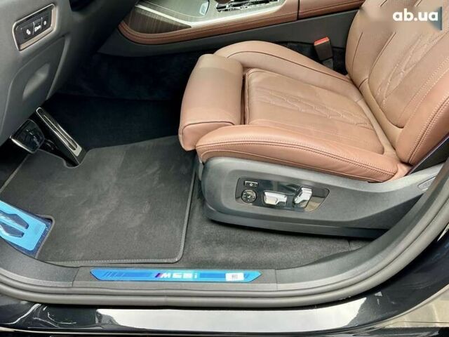 БМВ X7, об'ємом двигуна 4.4 л та пробігом 18 тис. км за 159900 $, фото 22 на Automoto.ua