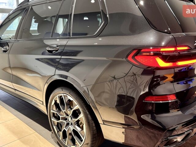 БМВ X7 2025 в Одессе на Automoto.ua БМВ X7, объемом двигателя 2.99 л и пробегом 0 тыс. км за 146012 $, фото 10 на Automoto.ua