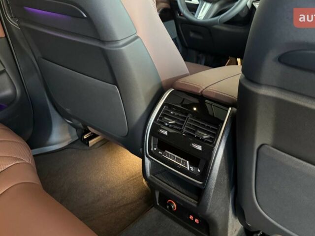 БМВ X7, объемом двигателя 2.99 л и пробегом 0 тыс. км за 145478 $, фото 16 на Automoto.ua