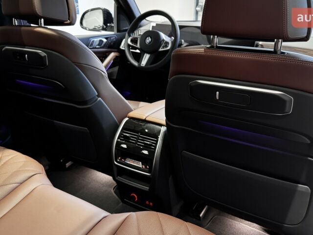 БМВ X7 2025 в Одессе на Automoto.ua БМВ X7, объемом двигателя 2.99 л и пробегом 0 тыс. км за 146012 $, фото 32 на Automoto.ua