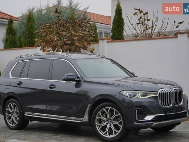 Серый БМВ X7, объемом двигателя 4.39 л и пробегом 118 тыс. км за 69999 $, фото 2 на Automoto.ua