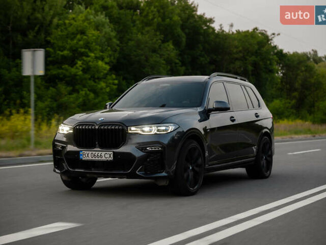 Серый БМВ X7, объемом двигателя 4.4 л и пробегом 78 тыс. км за 67500 $, фото 145 на Automoto.ua