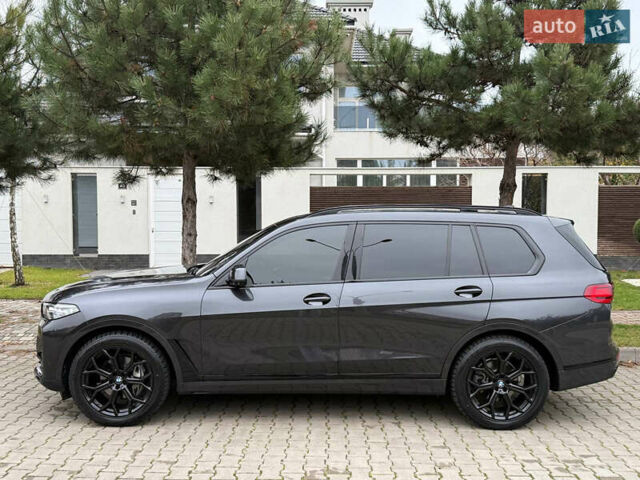 Серый БМВ X7, объемом двигателя 3 л и пробегом 148 тыс. км за 55000 $, фото 47 на Automoto.ua