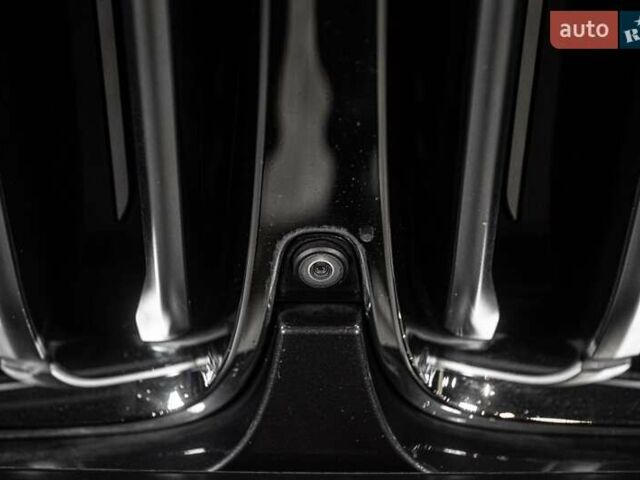 Серый БМВ X7, объемом двигателя 4.39 л и пробегом 53 тыс. км за 63900 $, фото 95 на Automoto.ua