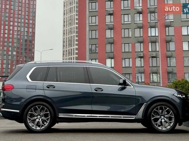 Серый БМВ X7, объемом двигателя 3 л и пробегом 90 тыс. км за 54900 $, фото 8 на Automoto.ua