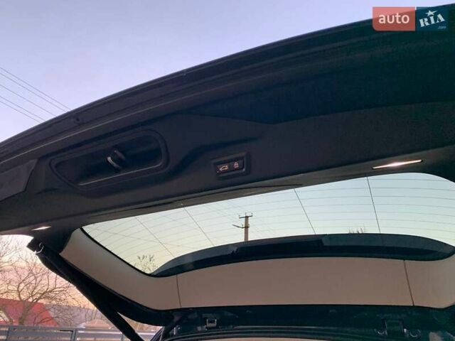 Серый БМВ X7, объемом двигателя 3 л и пробегом 147 тыс. км за 53800 $, фото 51 на Automoto.ua