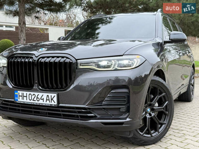 Серый БМВ X7, объемом двигателя 3 л и пробегом 148 тыс. км за 55000 $, фото 23 на Automoto.ua
