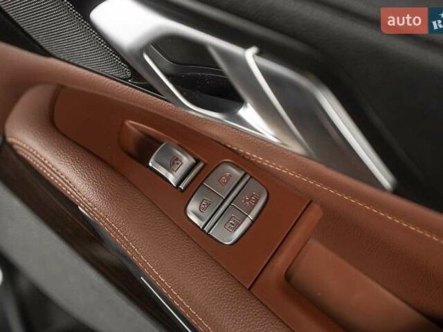 Серый БМВ X7, объемом двигателя 4.39 л и пробегом 53 тыс. км за 63900 $, фото 42 на Automoto.ua