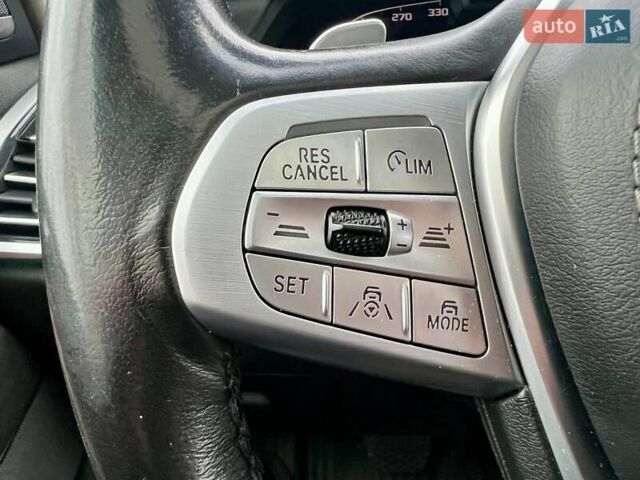 Серый БМВ X7, объемом двигателя 4.39 л и пробегом 128 тыс. км за 63000 $, фото 21 на Automoto.ua