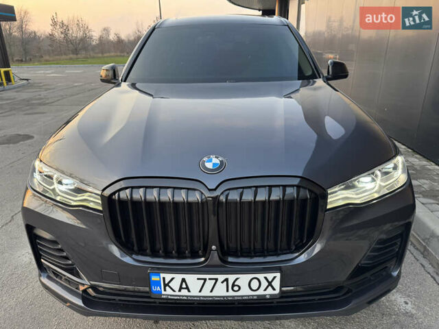Серый БМВ X7, объемом двигателя 2.99 л и пробегом 140 тыс. км за 64500 $, фото 16 на Automoto.ua