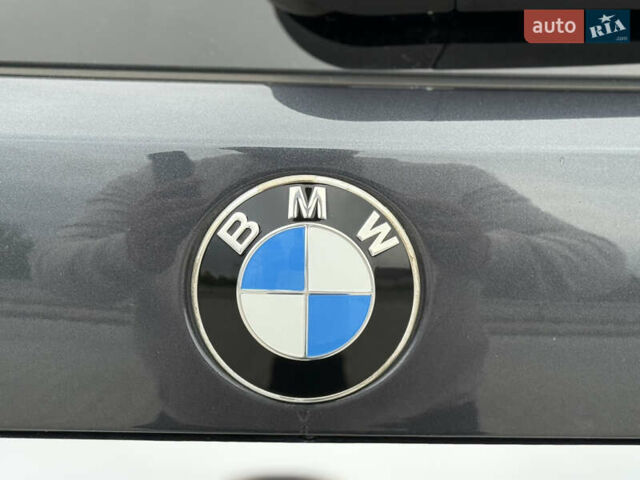 Сірий БМВ X7, об'ємом двигуна 3 л та пробігом 99 тис. км за 76000 $, фото 70 на Automoto.ua