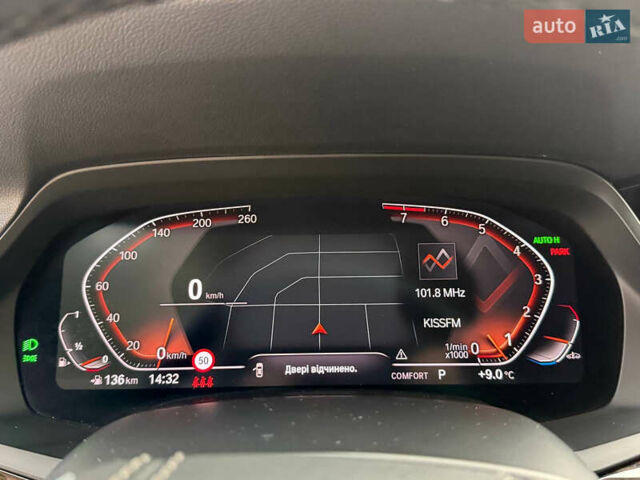 Серый БМВ X7, объемом двигателя 3 л и пробегом 148 тыс. км за 55000 $, фото 124 на Automoto.ua