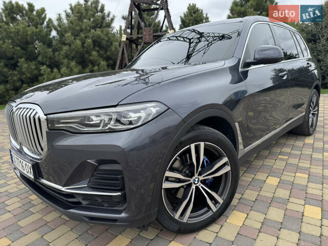Серый БМВ X7, объемом двигателя 2.99 л и пробегом 140 тыс. км за 63500 $, фото 1 на Automoto.ua