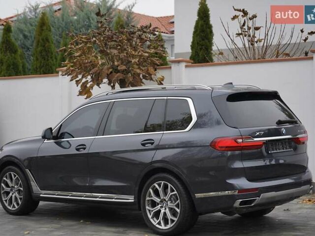 Серый БМВ X7, объемом двигателя 4.39 л и пробегом 118 тыс. км за 69999 $, фото 31 на Automoto.ua