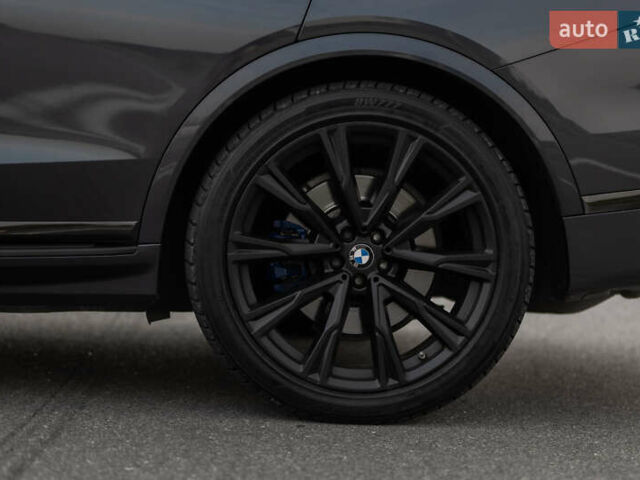 Серый БМВ X7, объемом двигателя 4.4 л и пробегом 78 тыс. км за 67500 $, фото 32 на Automoto.ua