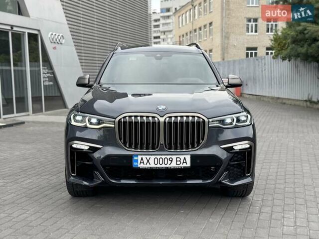 Серый БМВ X7, объемом двигателя 2.99 л и пробегом 95 тыс. км за 77000 $, фото 2 на Automoto.ua