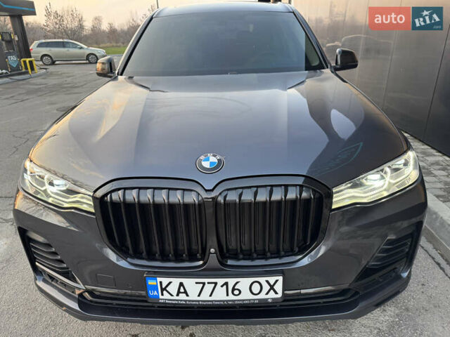 Серый БМВ X7, объемом двигателя 2.99 л и пробегом 140 тыс. км за 64500 $, фото 9 на Automoto.ua