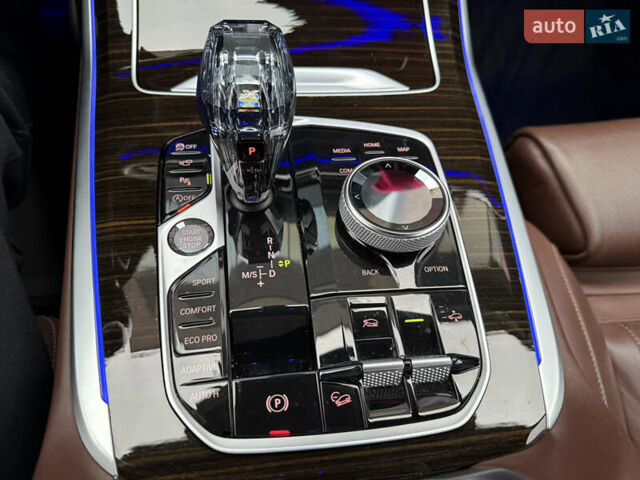 Сірий БМВ X7, об'ємом двигуна 3 л та пробігом 99 тис. км за 76000 $, фото 113 на Automoto.ua